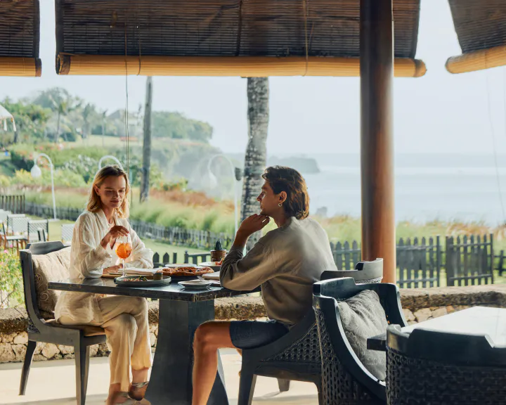 Dining with a view over the estate